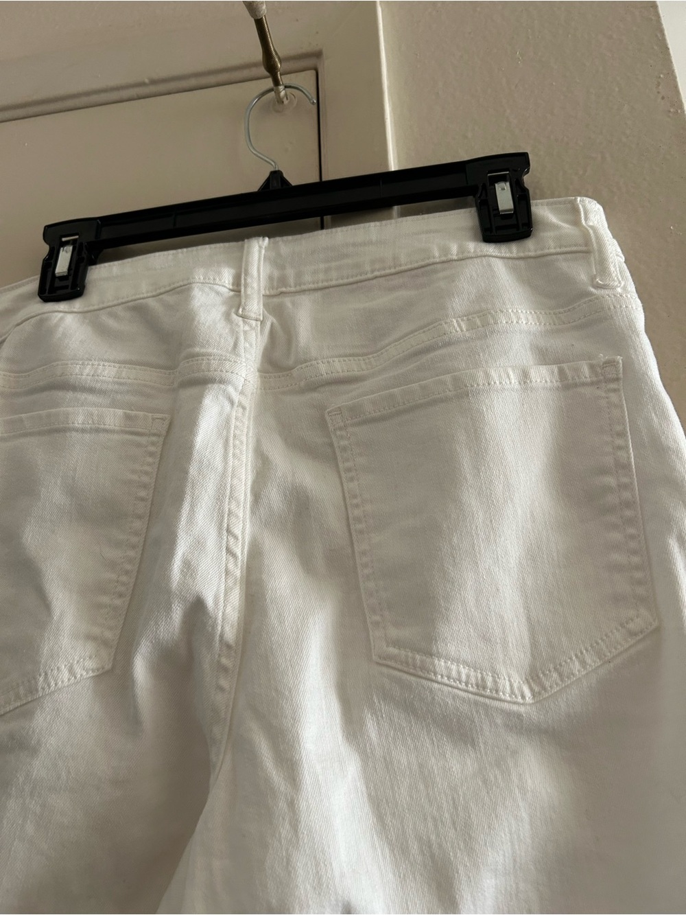 Quince White Wide-Leg Women’s Jeans - Picture 8 of 9